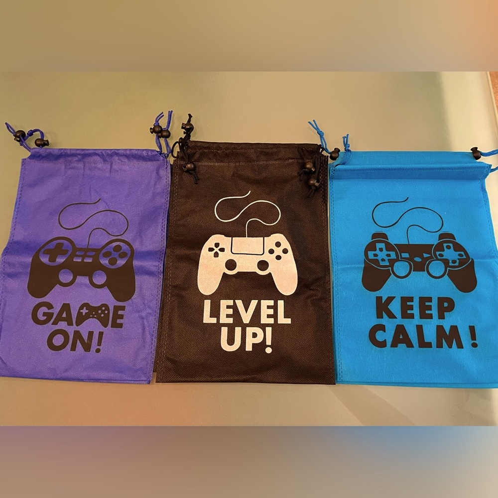 Gaming party favor bags, new, with drawstring, 7 total